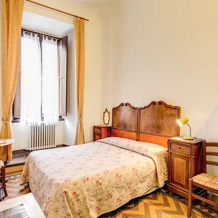 阿尔伯格圣乔瓦尼酒店 *